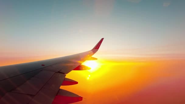 Litauen Georgien Juli 2021 Wizzair Flugfenster Mit Atemberaubendem Sonnenuntergang — Stockvideo