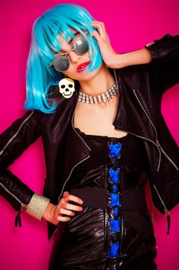 Canlı pop kız portre poz