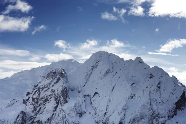 Paisaje de montaña de invierno — Foto de Stock