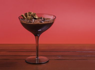 Çikolatalı Krema tarçın ile kokteyl