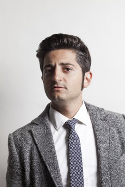 Üzerinde gri ceket 10 işadamı