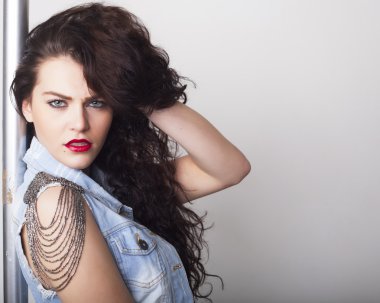 Harika gözleri poz ile şehvetli kız