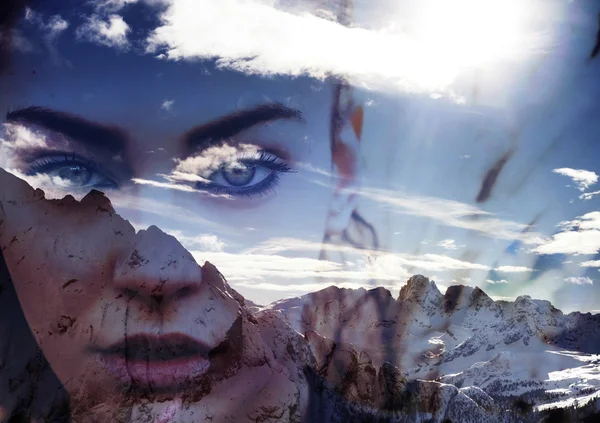 Double exposure of girl portrait and mountain — Stock Photo, Image