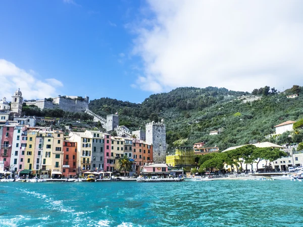 Cinque Terre sekilas berwarna-warni di Liguria, Italia — Stok Foto