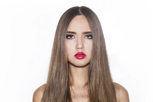 Girl portrait wearing lipstick and looking at camera — Stock Photo, Image