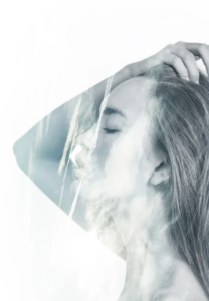 Double exposure of beautiful girl profile and cloudscape — Stock Photo, Image