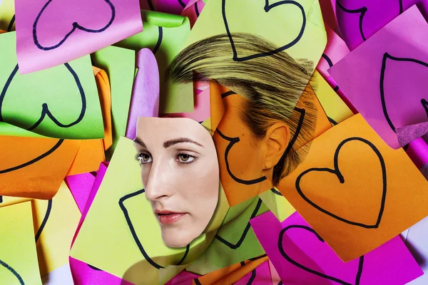 Doble exposición de retrato de mujer y notas post-it de amor —  Fotos de Stock