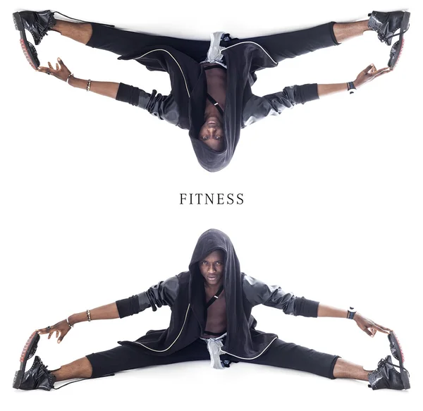 Fitness - modelo africano guapo haciendo ejercicio de estiramiento — Foto de Stock