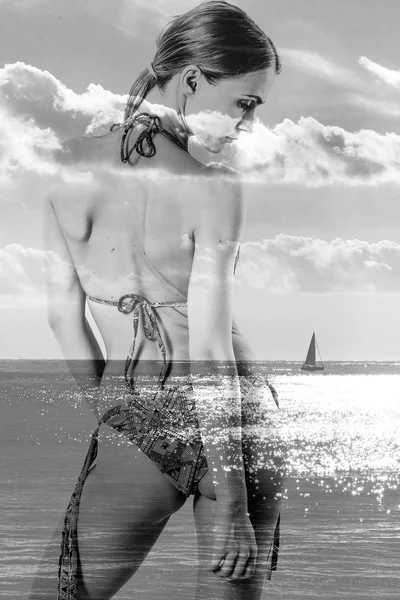 Double exposure of woman wearing bikini and sea monochrome — Stock Photo, Image