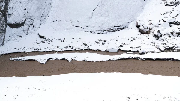 Letto Fiume Montagna Inverno — Foto Stock