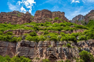 Doğadaki kaya katmanları