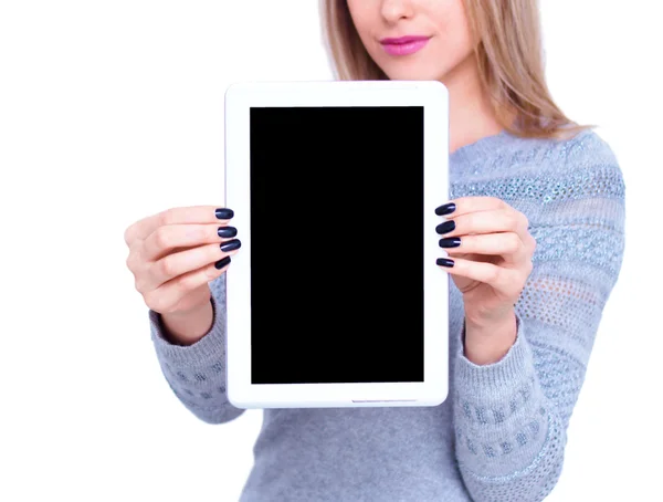 Žena ukazuje prázdnou vertikální tabletu suti — Stock fotografie