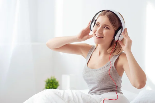 Iniziare una giornata con la musica preferita — Foto Stock