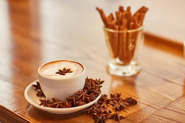 Cup of coffee standing on the table — Stock Photo, Image