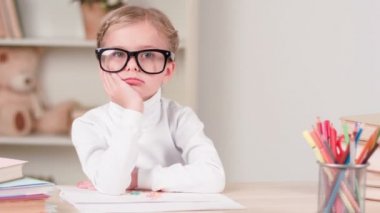 Gelecekteki yaşam hakkında düşünme.