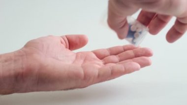 Kişi alma tıbbi ilaçlar.