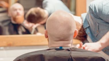 Profesyonel kuaför stil sakal