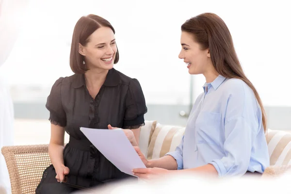 Overjoyed smiling colleagues working on the project — Stock Photo, Image