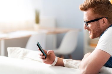 Pozitif adam cep telefonu dava