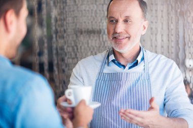 Pozitif adam kahve holding