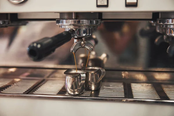 Aynı anda iki espresso pişirmek sihirli bir işlem.