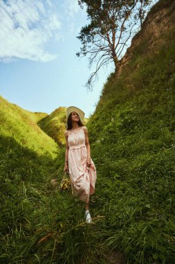 Doğaya yakın olmaktan çok mutluyum.