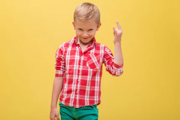 Zwangere vrouw verwacht haar baby — Stockfoto