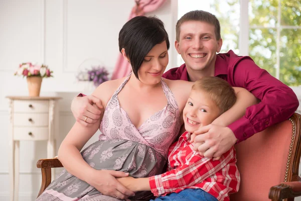 Pregnant woman expecting her baby — Stock Photo, Image