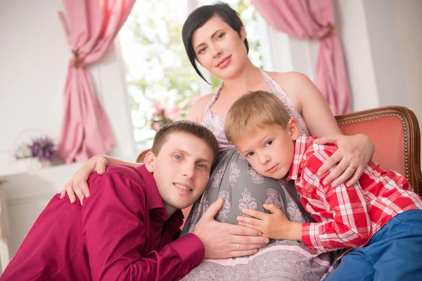 Pregnant woman expecting her baby — Stock Photo, Image