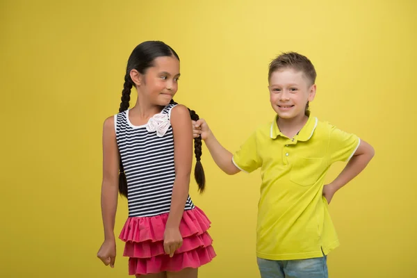 Jongen en meisje — Stockfoto