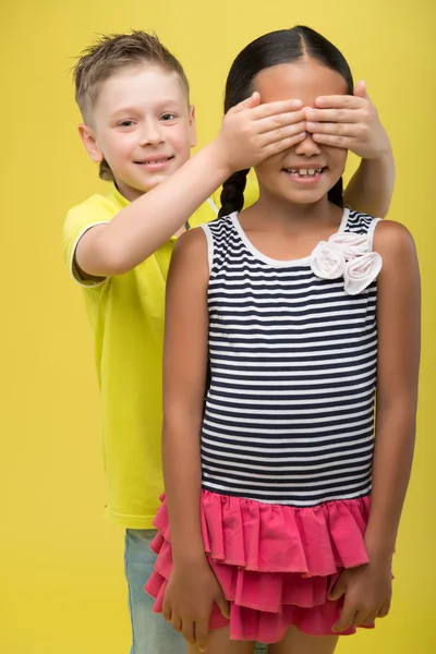 Niño y niña — Foto de Stock