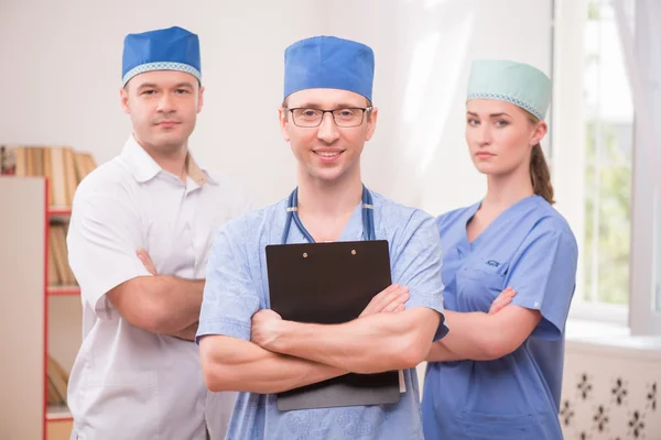 Travail acharné des médecins — Photo