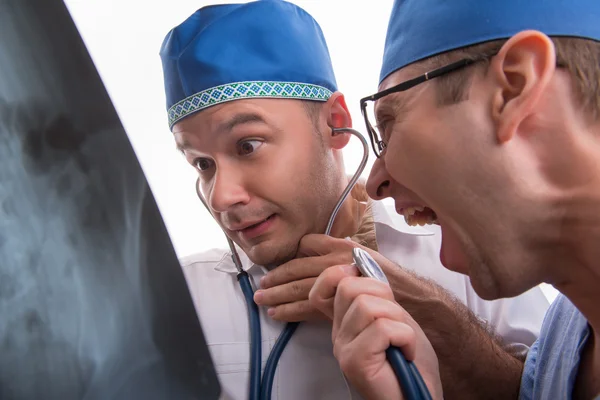 Trabalho árduo dos médicos — Fotografia de Stock