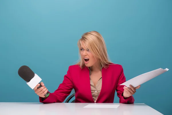 Very beautiful TV presenter — Stock Photo, Image