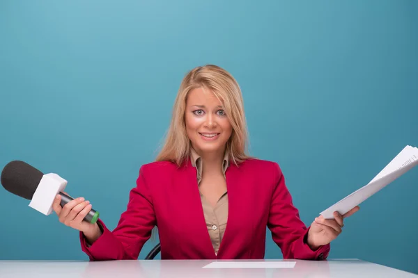 Very beautiful TV presenter — Stock Photo, Image