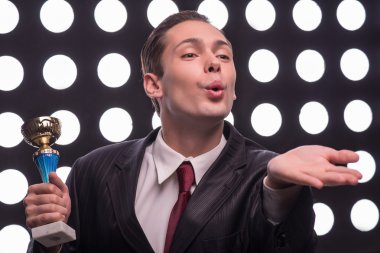 Çekici star Tv sunucusu