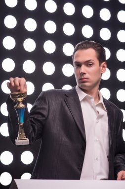 Çekici star Tv sunucusu