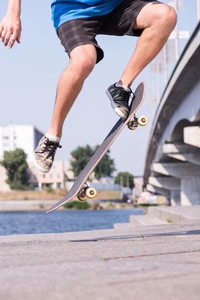 Skateboarding no es para todo el mundo — Foto de Stock