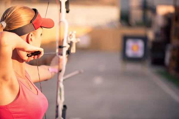 Woman with the bow — Stock Photo, Image