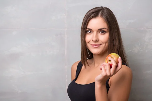 Athletic-looking young sexy girl — Stock Photo, Image