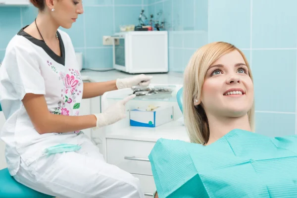 Work of dentist is not so easy — Stock Photo, Image