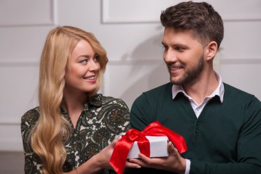 Güzel çift St Sevgililer günü bekliyor