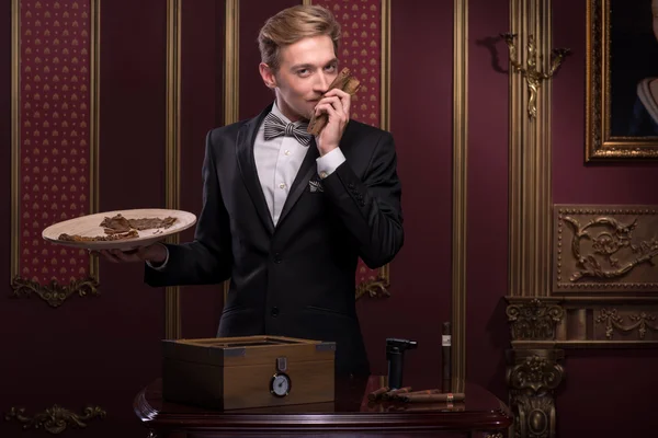 Handsome man with cigar — Stock Photo, Image