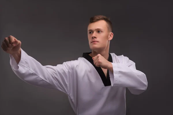 Pohledný karate nadšenec — Stock fotografie