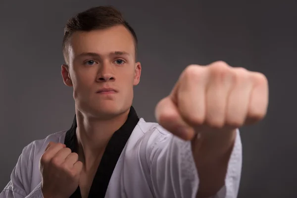 Pohledný karate nadšenec — Stock fotografie