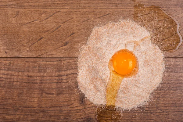 Eier das leckere und nahrhafte Produkt — Stockfoto