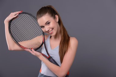 Genç ve seksi tenis oyuncusu