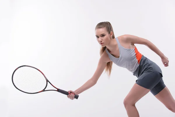 Joueuse de tennis avec raquette — Photo