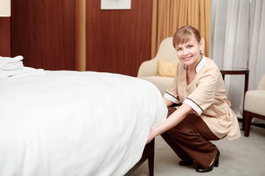 Yatak odasında yukarı toplama