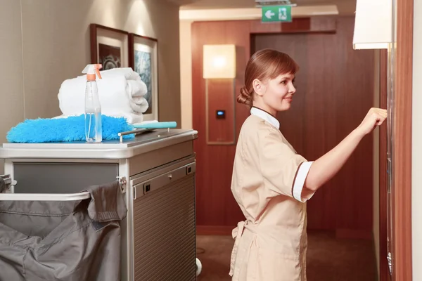 Maid trolley in the hall — Stock Photo, Image